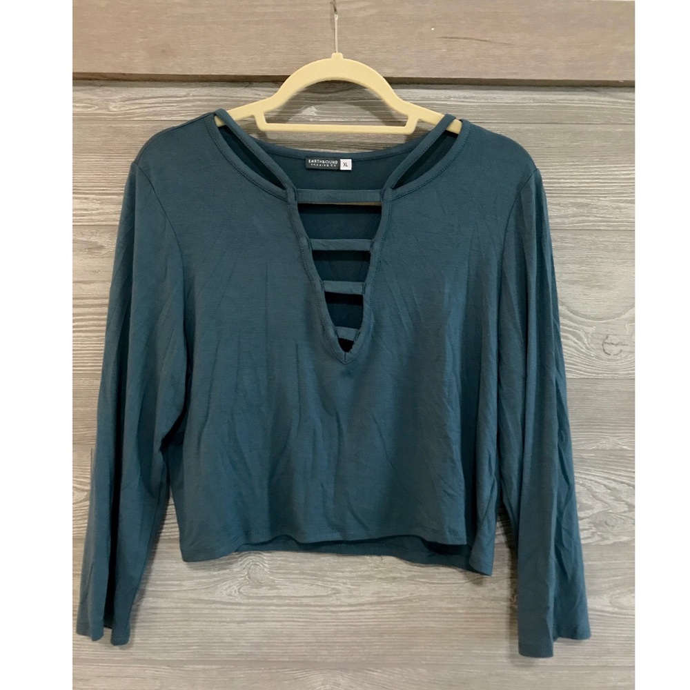 long sleeve crop top